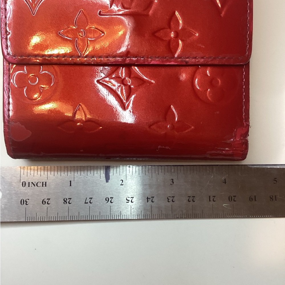 Louis Vuitton Elise Vernis Wallet – Red Patent Monogram - Picture 16 of 16